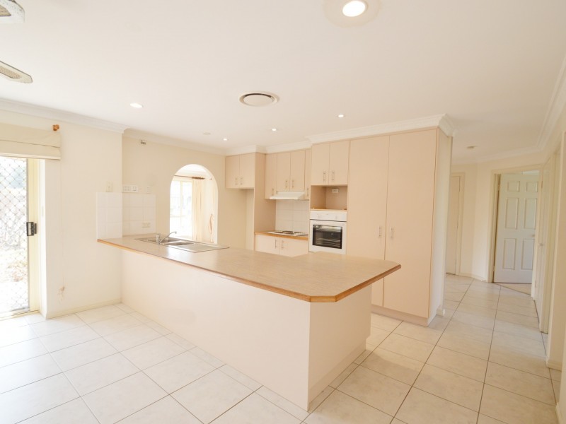 4 St Andrews Drive, Cornubia QLD 4130