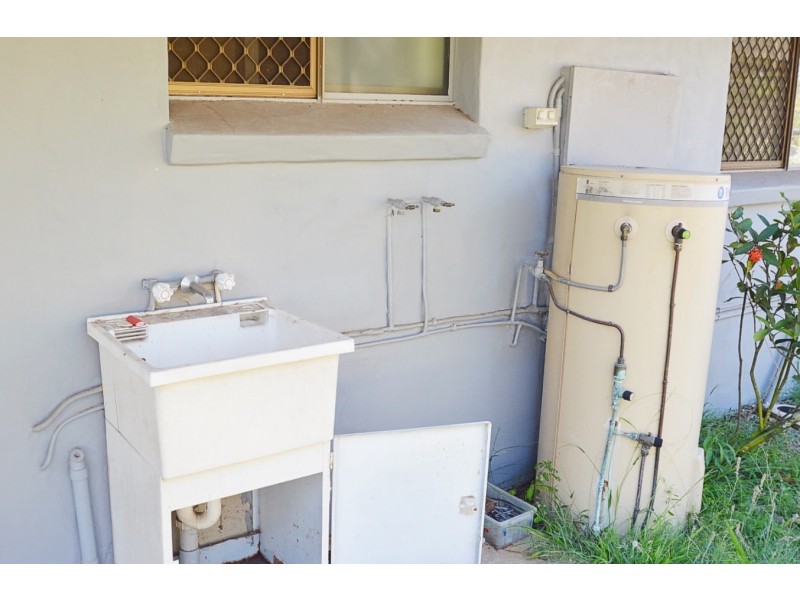 2 Nandala Drive, Tanah Merah QLD 4128