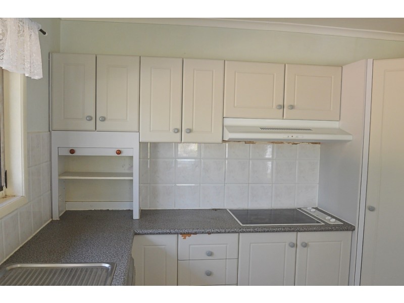 2 Nandala Drive, Tanah Merah QLD 4128