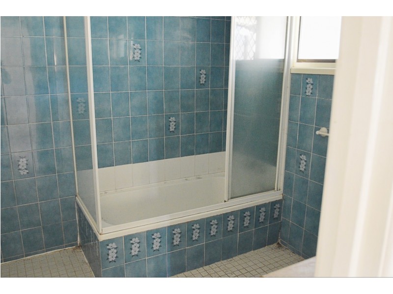 2 Nandala Drive, Tanah Merah QLD 4128