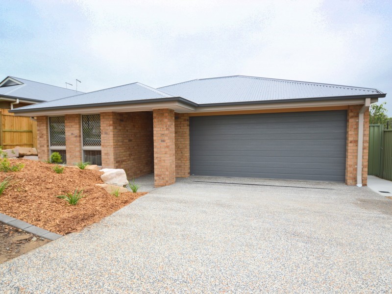 11 Kanimbla Street, Holmview QLD 4207