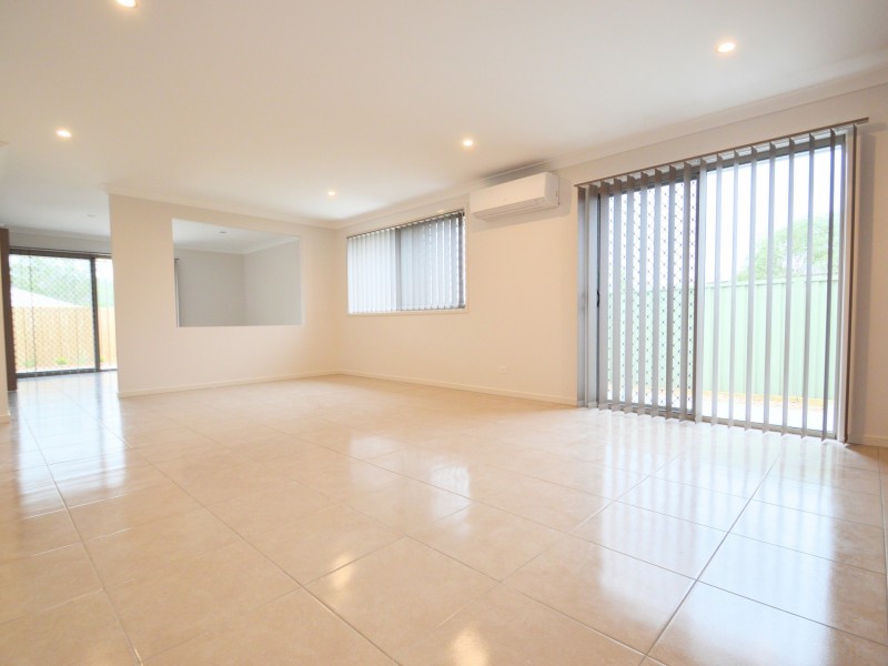 11 Kanimbla Street, Holmview QLD 4207