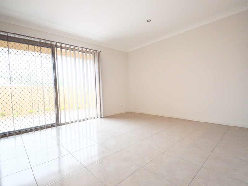 11 Kanimbla Street, Holmview QLD 4207