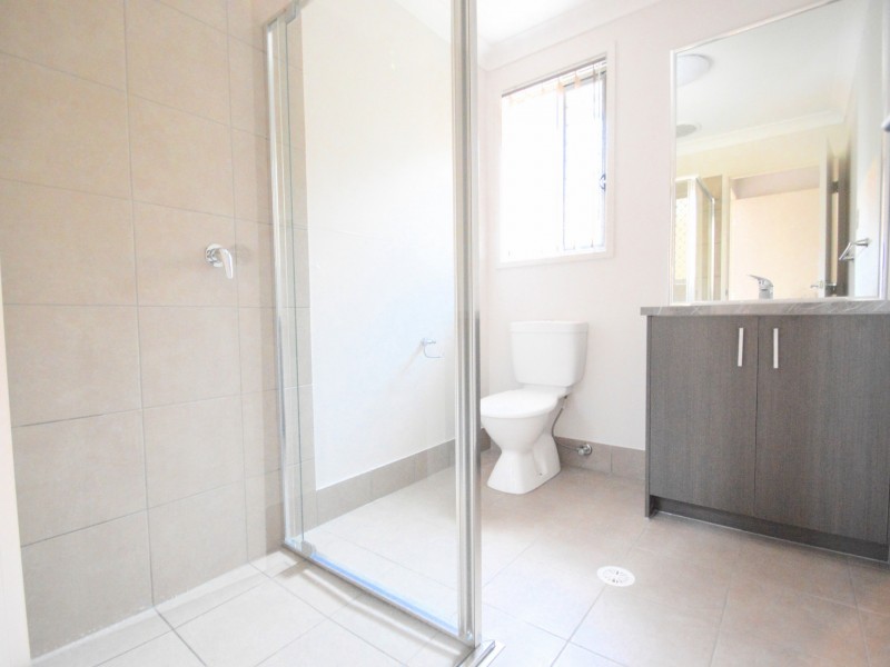 11 Kanimbla Street, Holmview QLD 4207