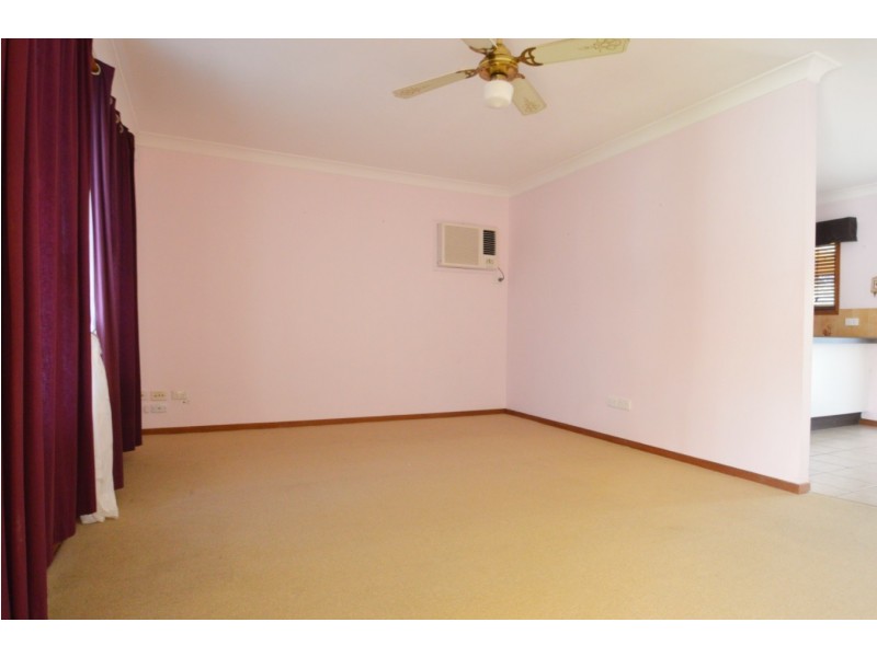 52 Royena Court, Crestmead QLD 4132