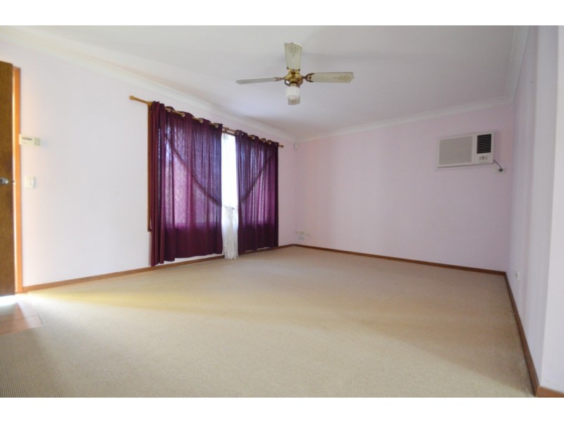 52 Royena Court, Crestmead QLD 4132