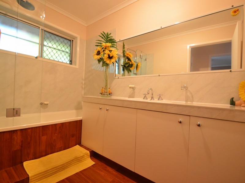 17 Dendron Street, Shailer Park QLD 4128