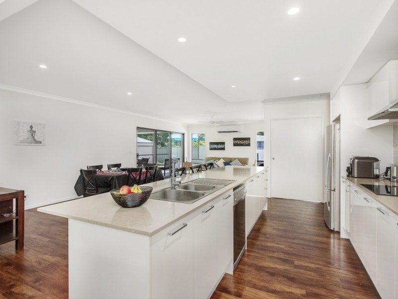 14 Thistlerow Street, Shailer Park QLD 4128