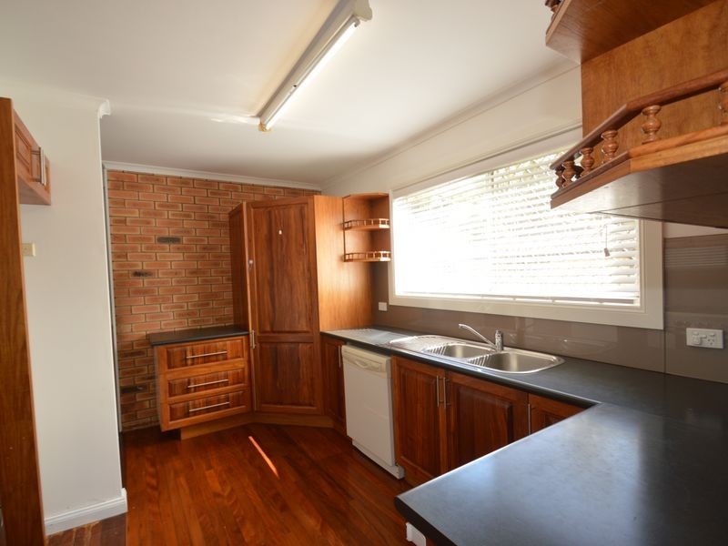 4 Gills Close, Rochedale South QLD 4123