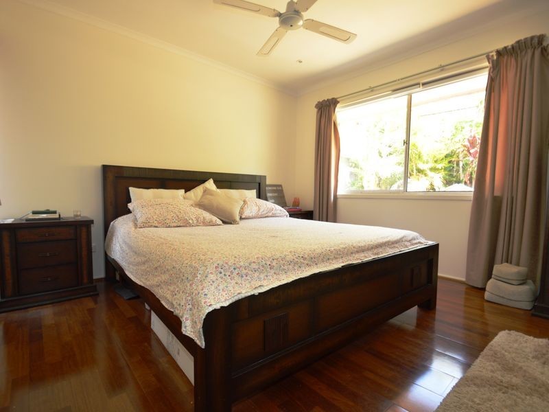 4 Gills Close, Rochedale South QLD 4123