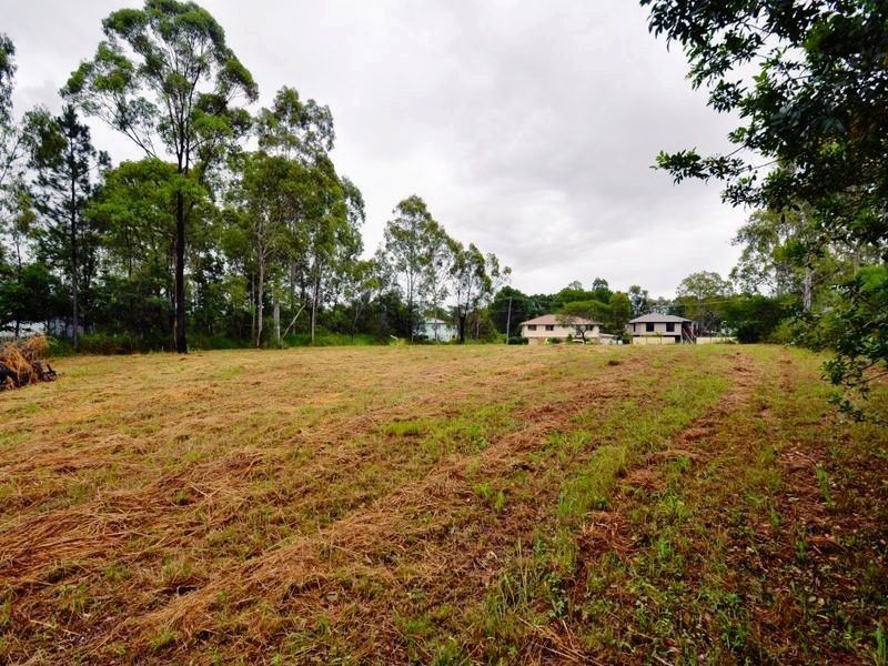 14 Centenary Road, Slacks Creek QLD 4127