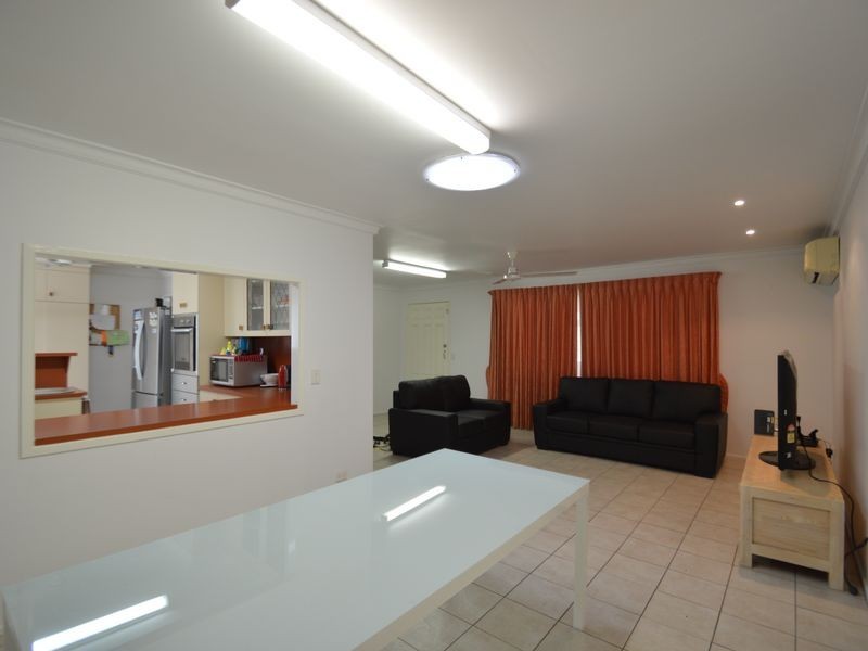 16 Pinelands Street, Loganlea QLD 4131