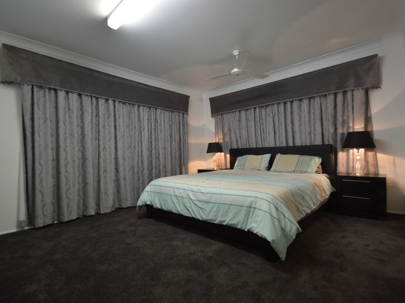 16 Pinelands Street, Loganlea QLD 4131