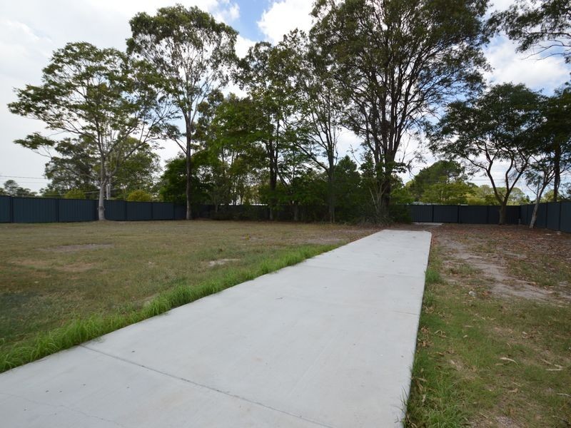 16 Pinelands Street, Loganlea QLD 4131