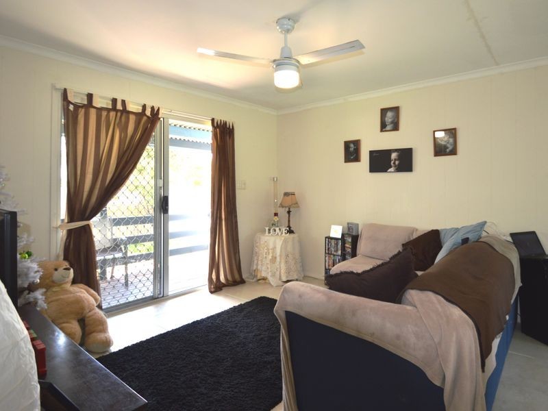 111 Station Road, Loganlea QLD 4131