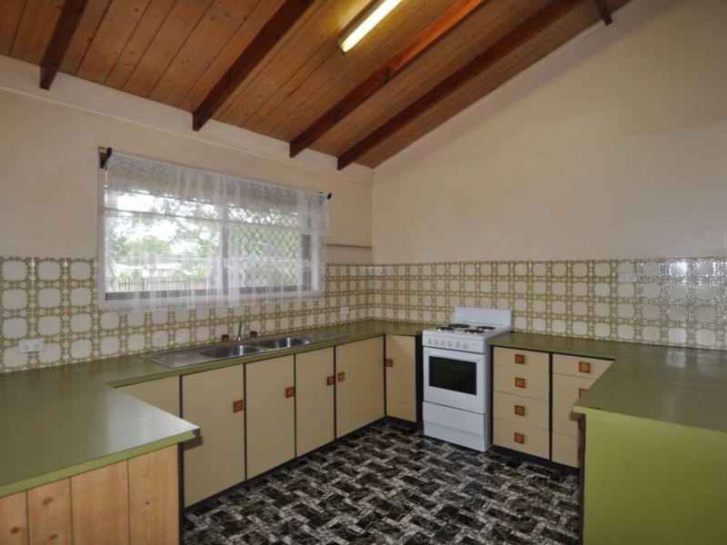 6 Edward Court, Loganlea QLD 4131
