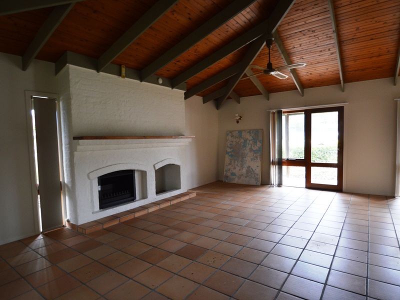 3918 Pacific Hwy (service road ), Loganholme QLD 4129