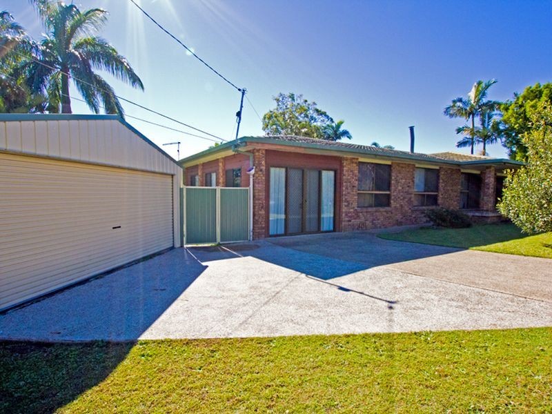 74 Mallee Drive, Tanah Merah QLD 4128