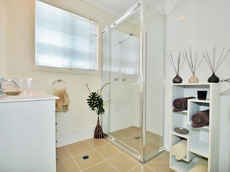 25 Waterline Crescent, Waterford QLD 4133