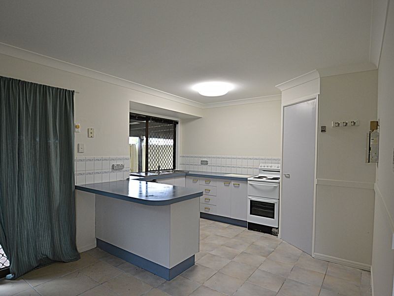 65 Aquarius Drive, Kingston QLD 4114