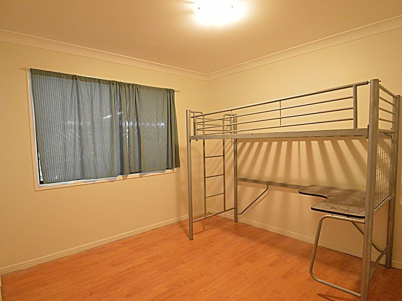 65 Aquarius Drive, Kingston QLD 4114