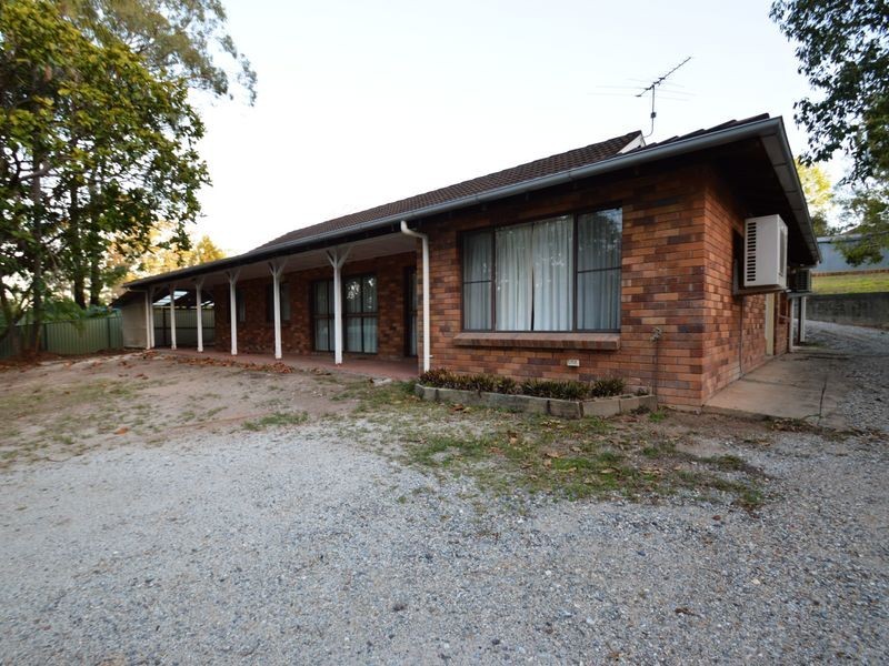 40-42 Barokee Drive, Tanah Merah QLD 4128