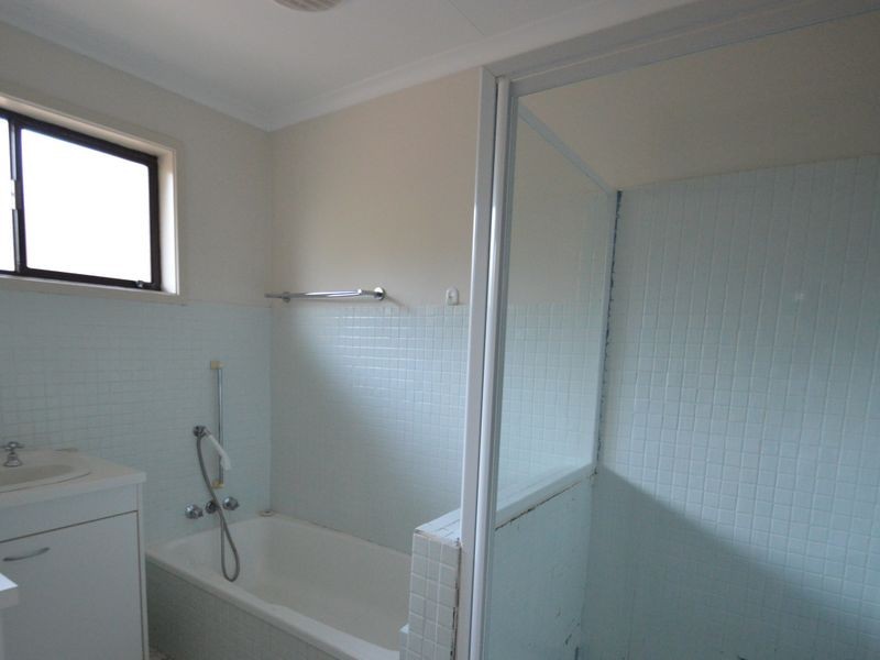 40-42 Barokee Drive, Tanah Merah QLD 4128