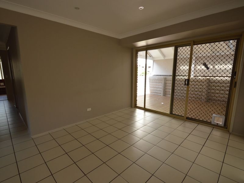 34 Adelong Road, Shailer Park QLD 4128