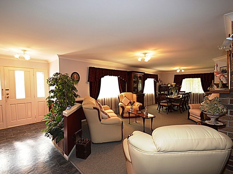 7 Nerrima Street, Shailer Park QLD 4128