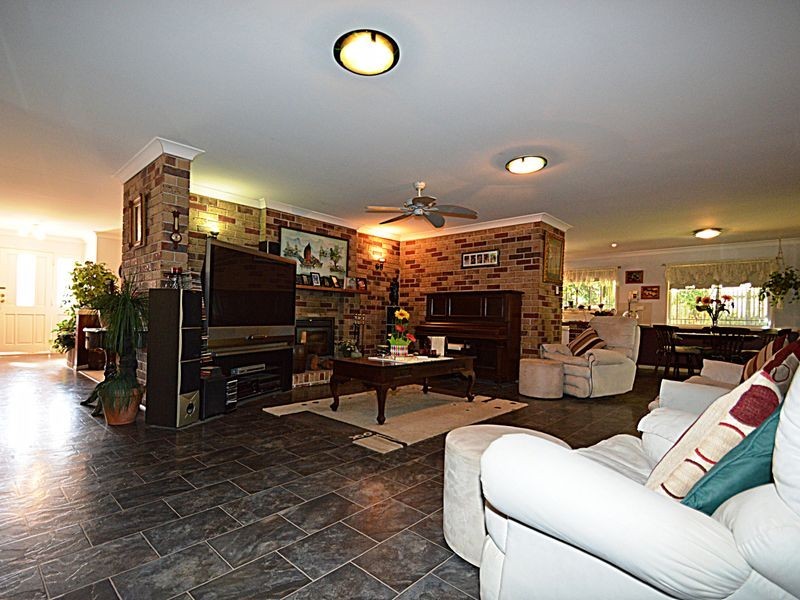 7 Nerrima Street, Shailer Park QLD 4128