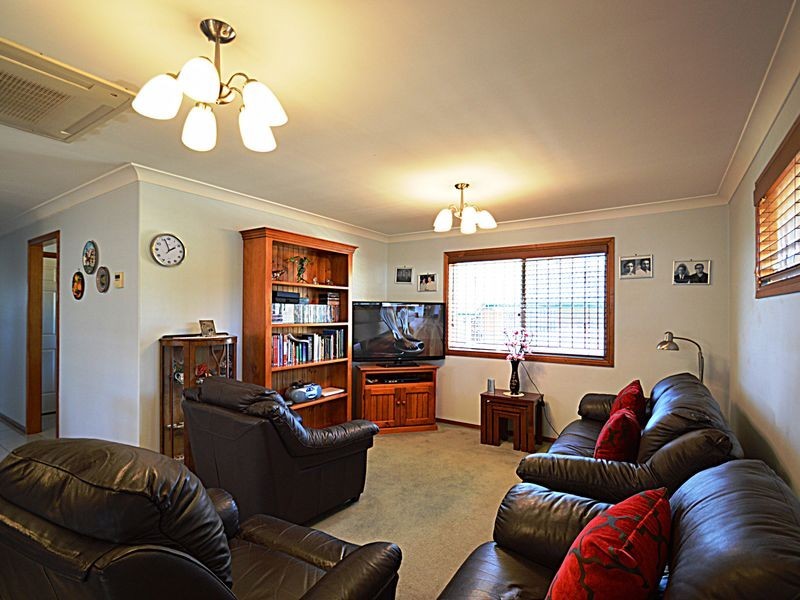 16 Monash Street, Woodridge QLD 4114