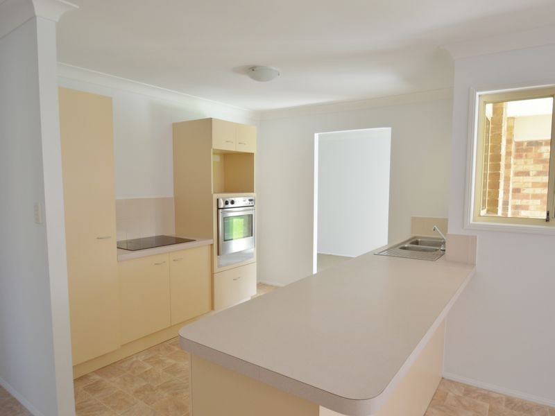 11 Jempal Court, Tanah Merah QLD 4128