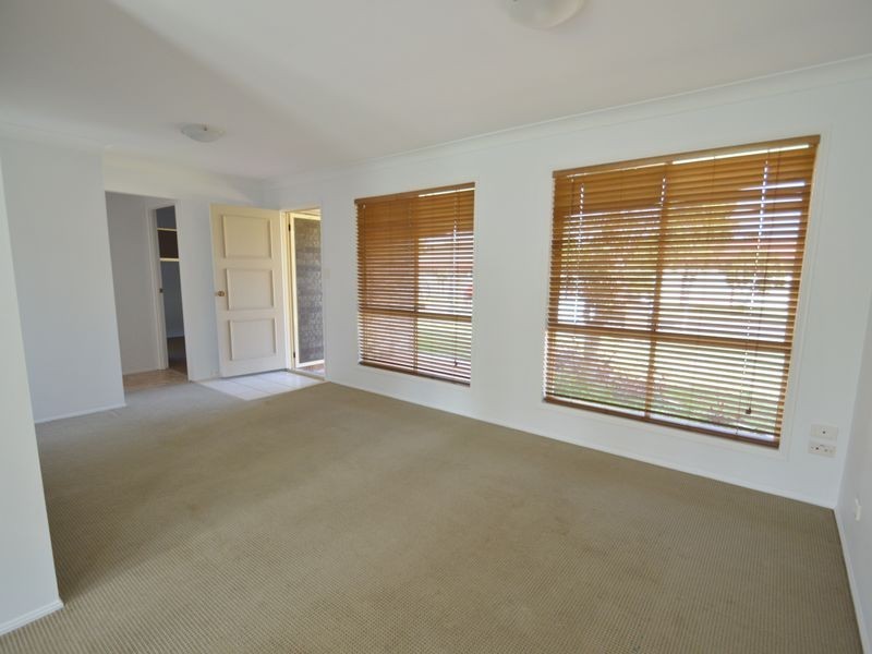 11 Jempal Court, Tanah Merah QLD 4128