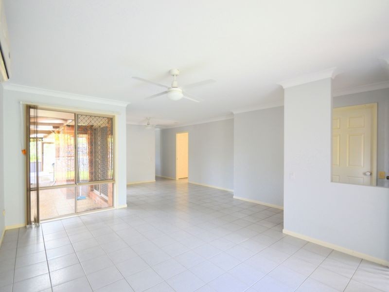 32 Que Close, Cornubia QLD 4130