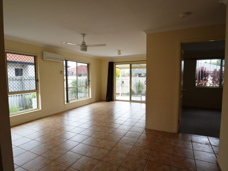 7 Faculty Circuit, Meadowbrook QLD 4131