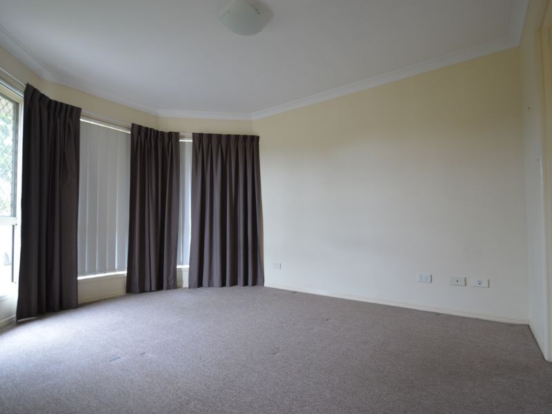 7 Faculty Circuit, Meadowbrook QLD 4131