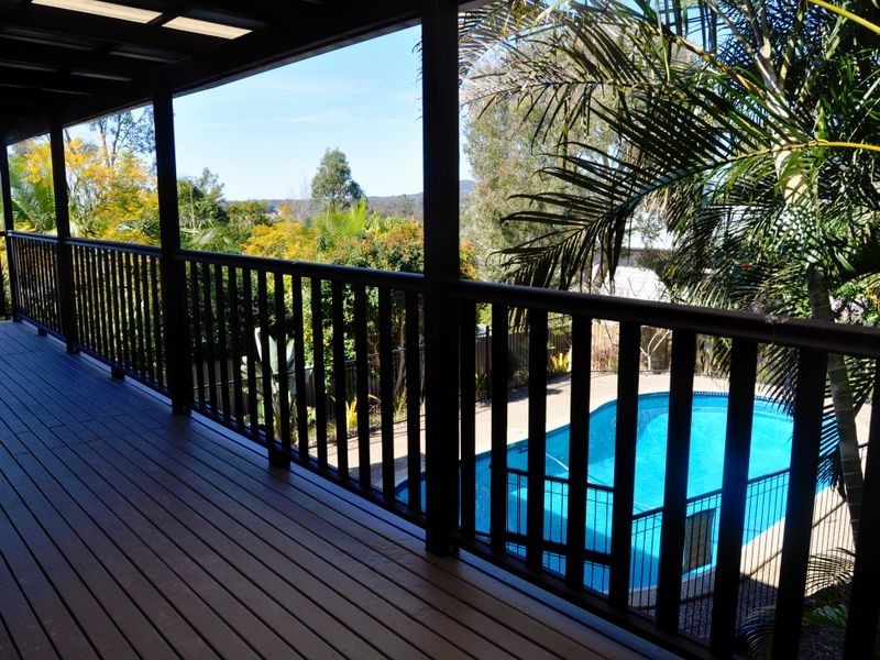 8 Beacon Drive, Cornubia QLD 4130