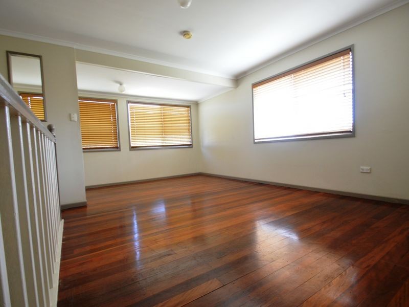 28 Constellation Drive, Loganholme QLD 4129