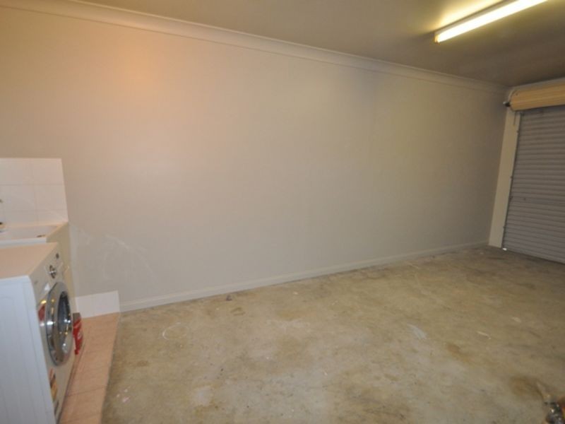 9 Houston Drive, Crestmead QLD 4132