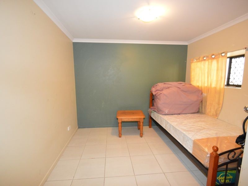 24 Mactay, Woodridge QLD 4114