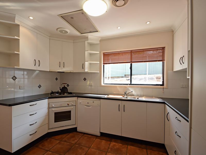 10 Webb Street, Slacks Creek QLD 4127