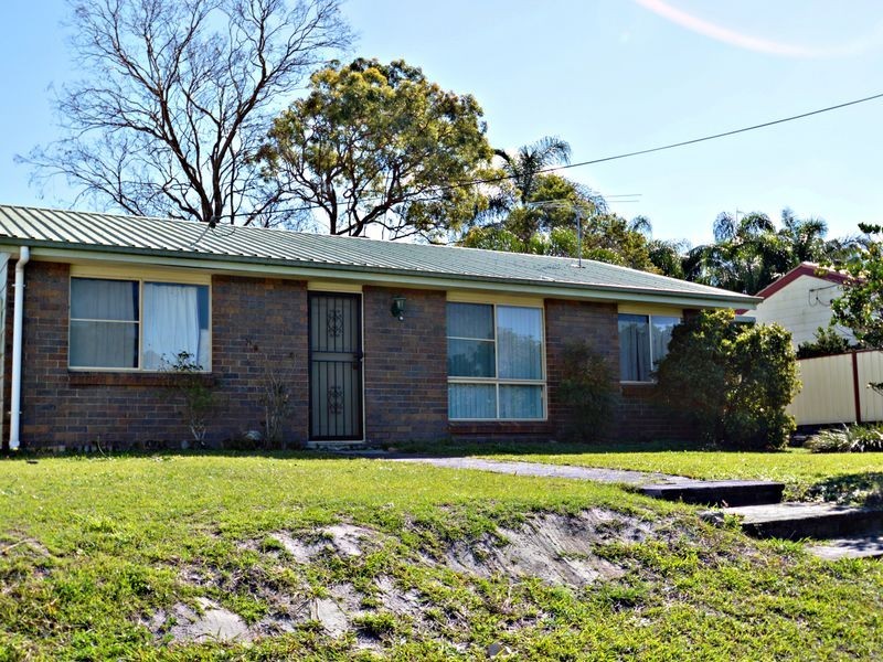 71 Trulson Drive, Crestmead QLD 4132