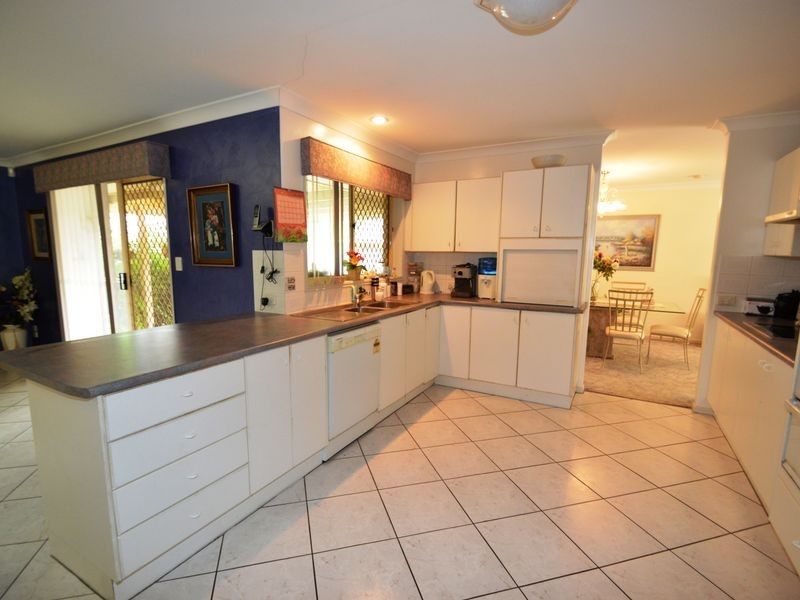 3 Pelewan Court, Tanah Merah QLD 4128