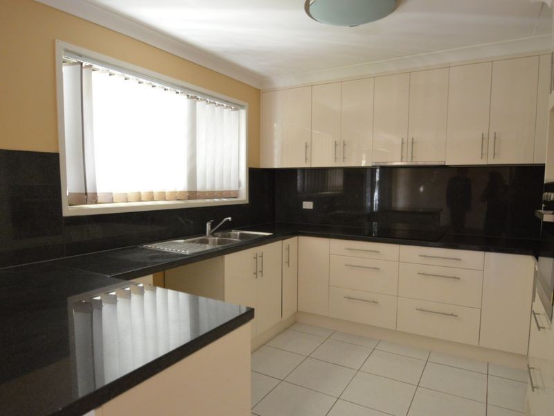 13 Murrays Road, Slacks Creek QLD 4127