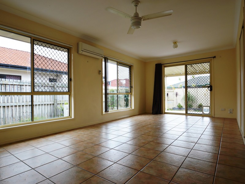 7 Faculty Circuit, Meadowbrook QLD 4131