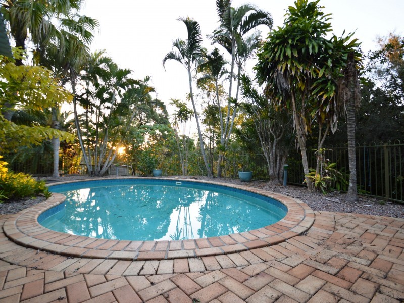 10 Rocklily Court, Shailer Park QLD 4128