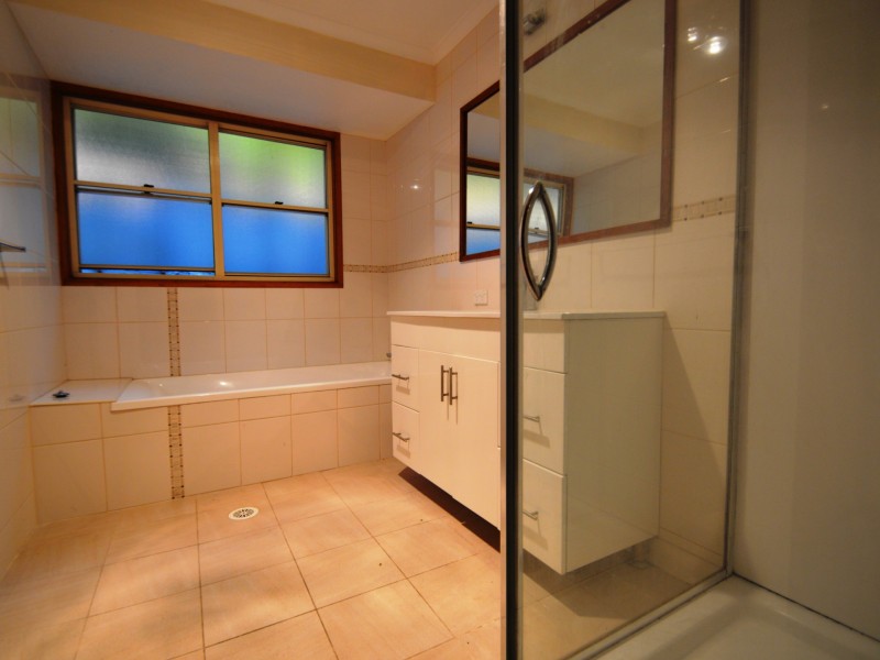 10 Rocklily Court, Shailer Park QLD 4128