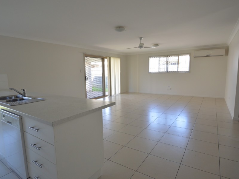 4 Tern Close, Eagleby QLD 4207