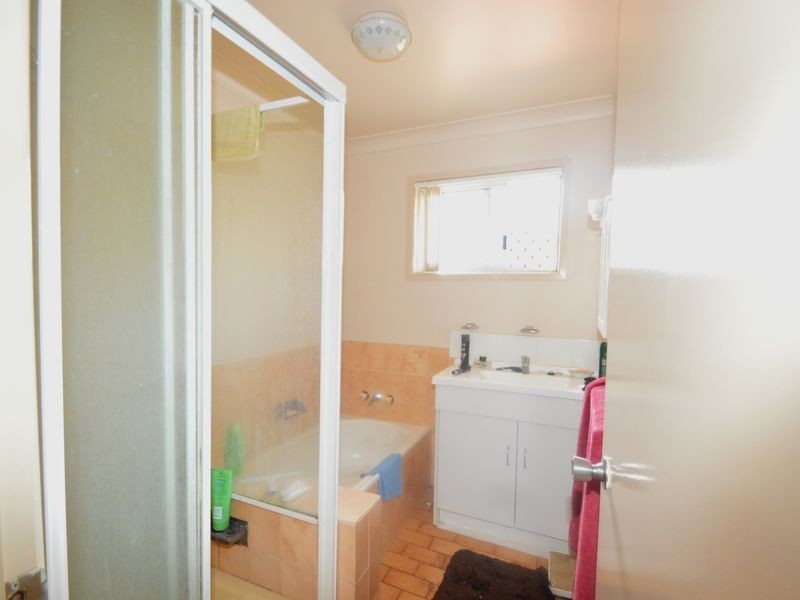 50 Lynelle Street, Marsden QLD 4132