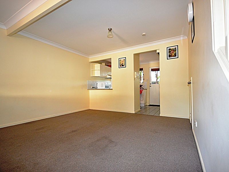 31/3809 Pacific Highway, Tanah Merah QLD 4128